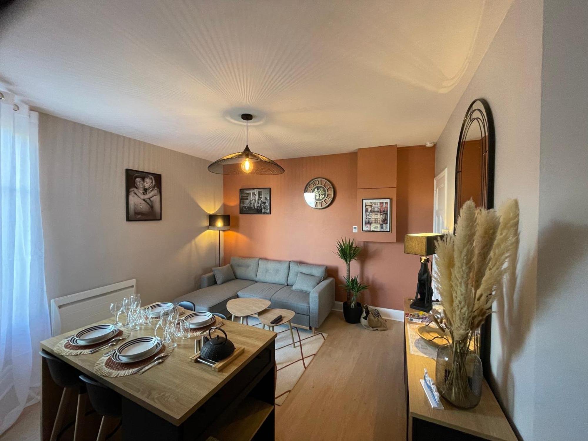 Le Treize Au Coeur Du Bouchon Apartman Troyes Kültér fotó