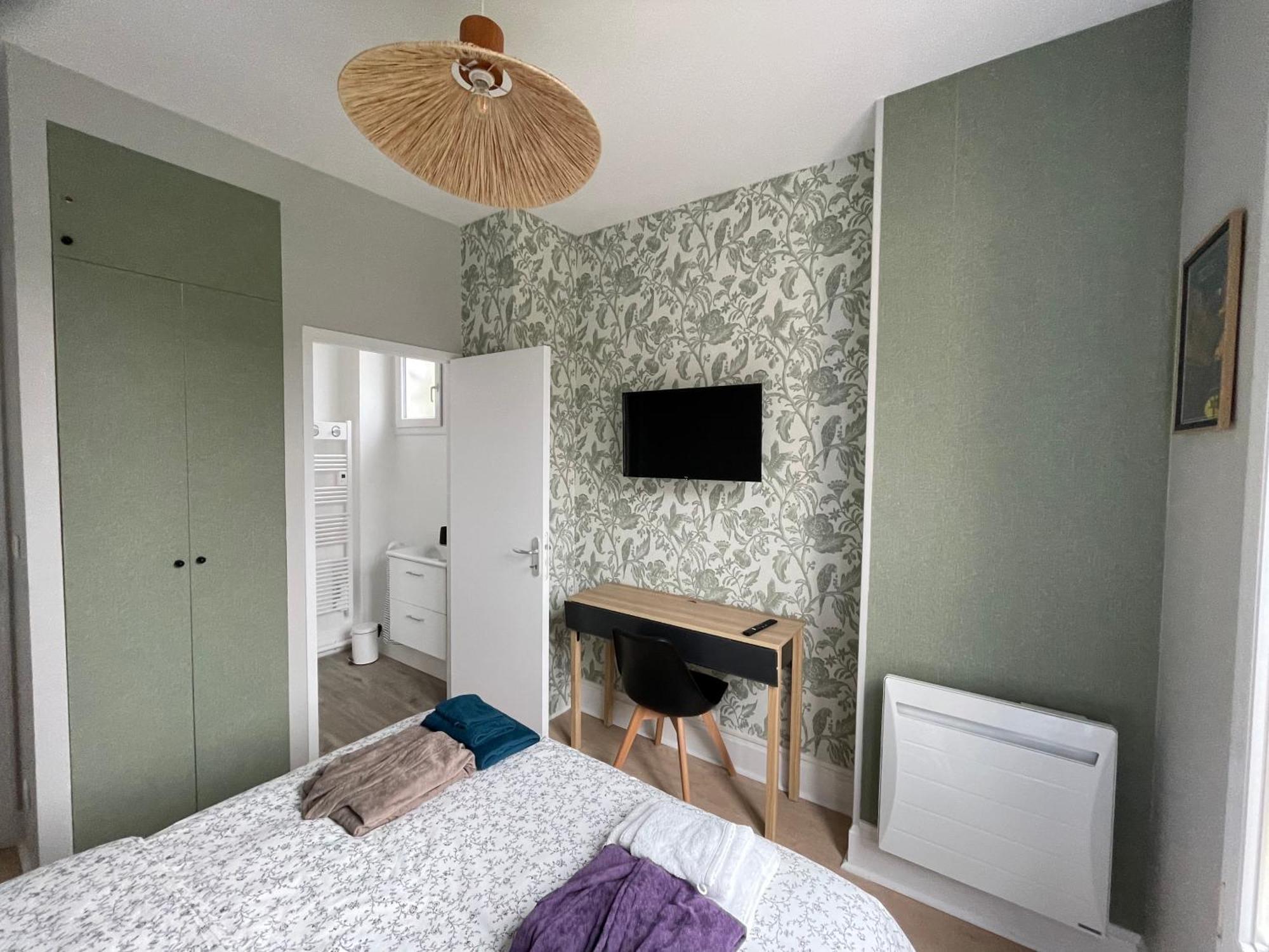Le Treize Au Coeur Du Bouchon Apartman Troyes Kültér fotó